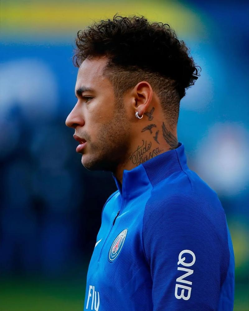 马丁内利：我进球后和马杜埃凯有过交流，我说他的进球更精彩