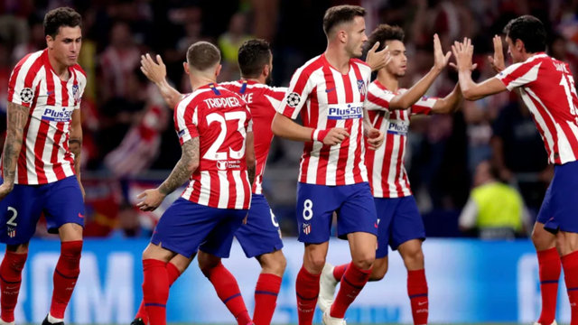 双喜临门，阿莱格里成为米兰队史第七位百胜主帅