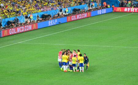 图片报：诺伊尔将根据身体情况决定是否在明年夏天退役