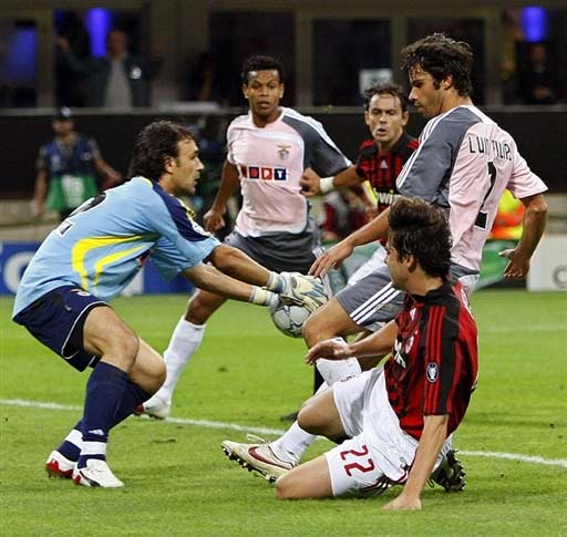 伊涅斯塔：会想念踢球的时光；进巴萨一线后每天都会观察哈维