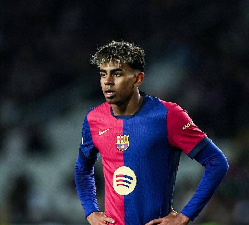 辽宁男篮宏远再度上演巅峰对决