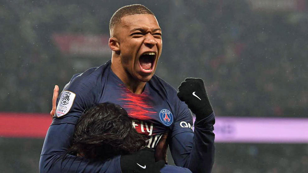 德甲战报：伯格1射1传，霍芬海姆3-0完胜奥格斯堡