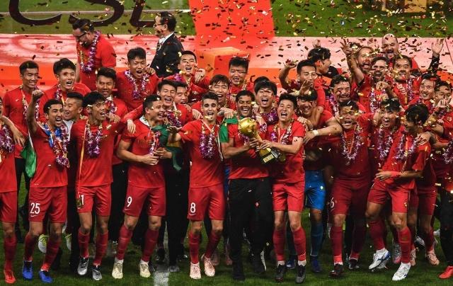 萨拉赫利物浦生涯对阵10支球队进球上双，成队史第二人