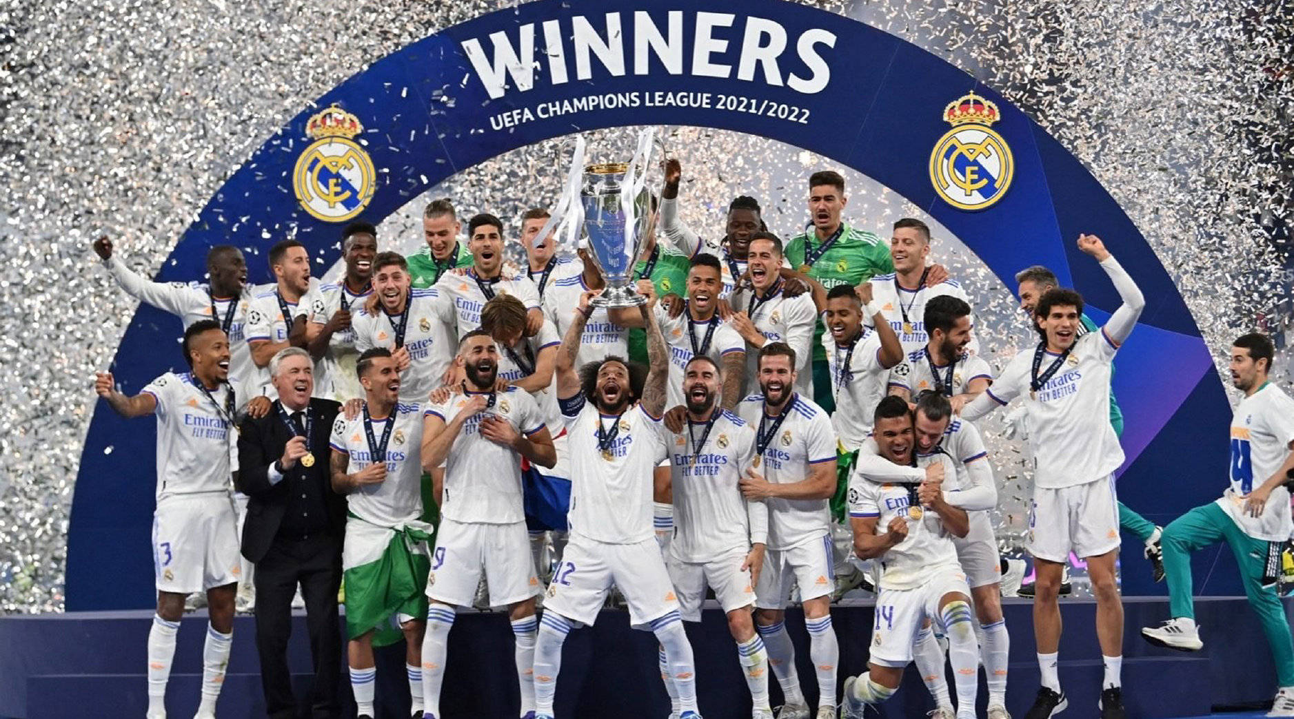 篮球湖人替补锋线表现抢眼